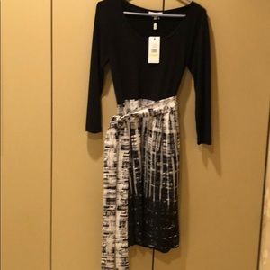 Calvin Klein NWT black and white dress size 4